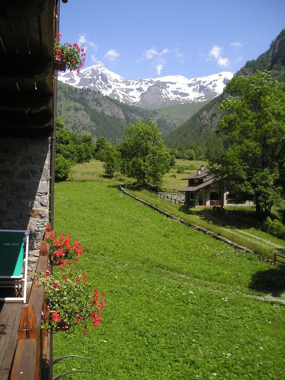 Hotel Mont Gele Ollomont Exterior foto