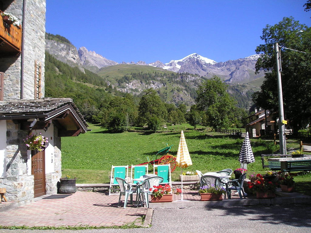 Hotel Mont Gele Ollomont Exterior foto