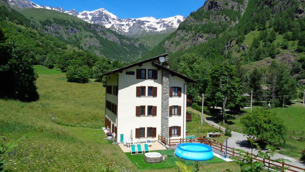 Hotel Mont Gele Ollomont Exterior foto